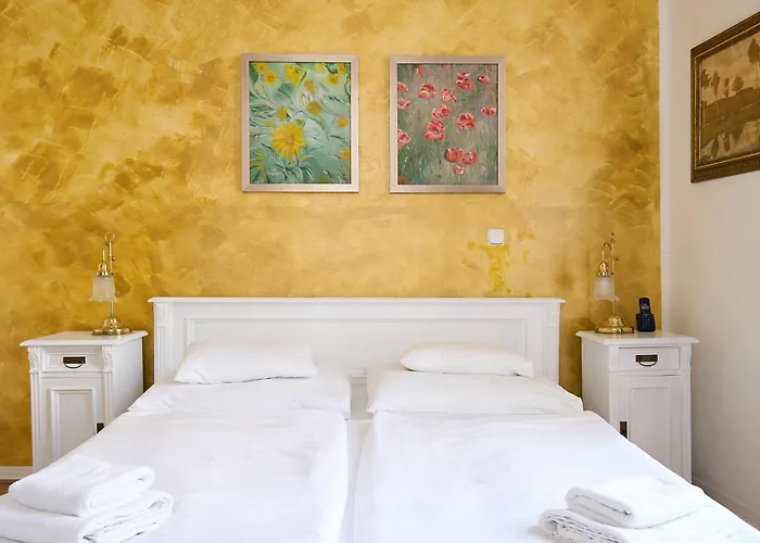 U Zlateho Jelena 4* Prag