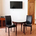 Hotel U Zlateho Jelena