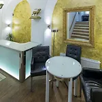 U Zlateho Jelena Prague